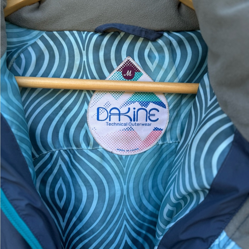 Dakine Down Puffer Jacket, Medium - image 7